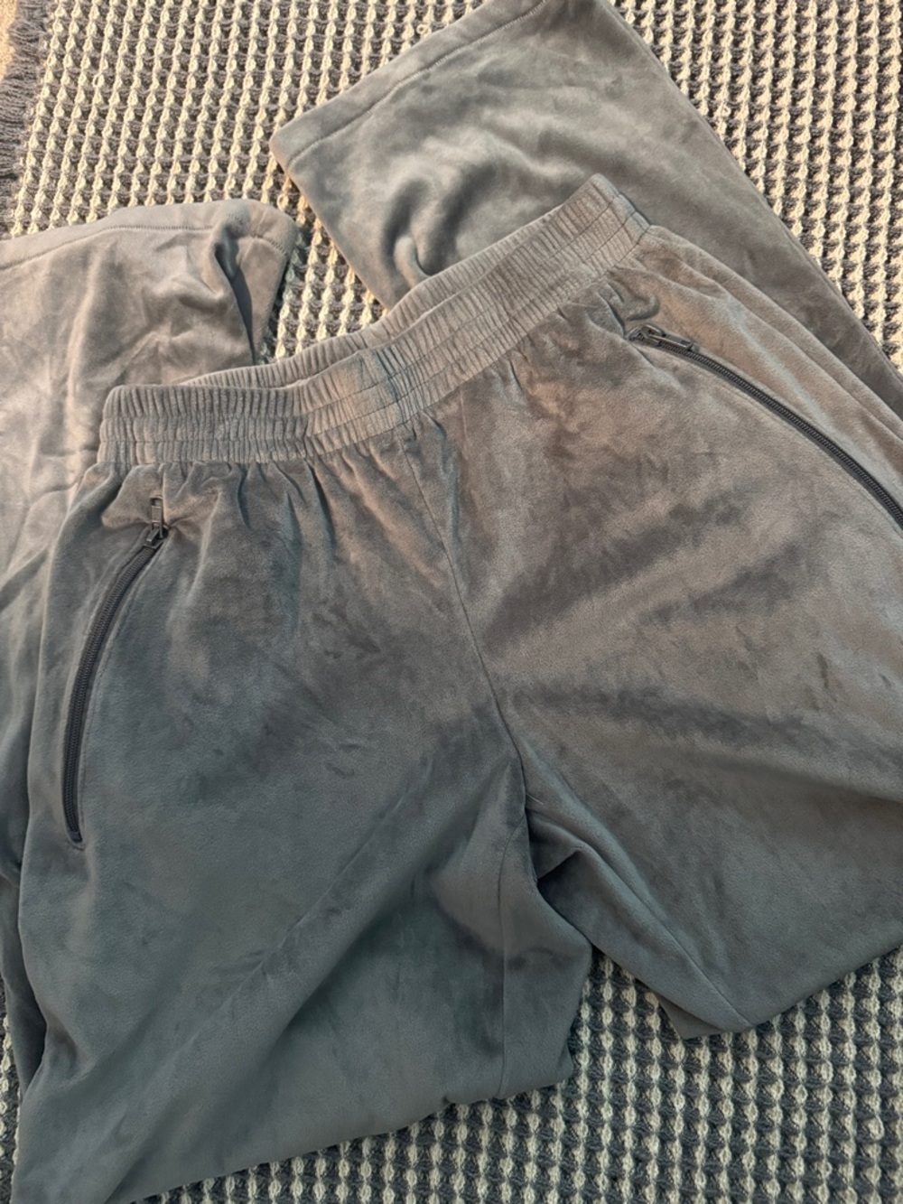 Skims Velour Pants